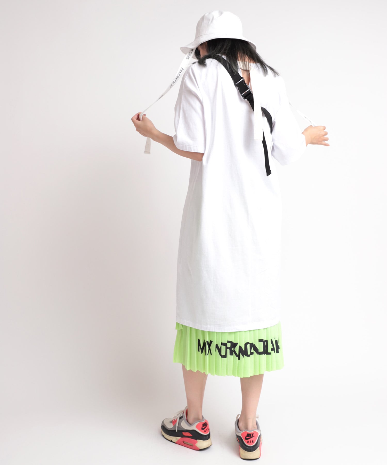 M1658 スネークプリントバックベルトtワンピ ス M ホワイト ワンピース Rna Online Store アールエヌエー公式通販