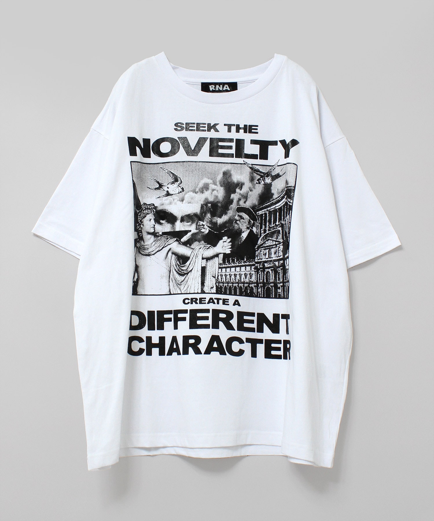 M2114 フォトコラージュBIG Tシャツ